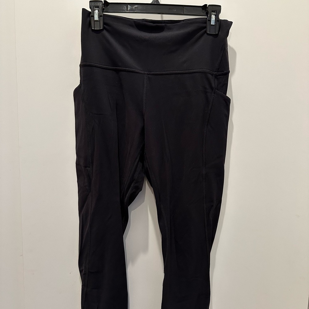 Luluelemon align leggings size 10 high rise with pockets